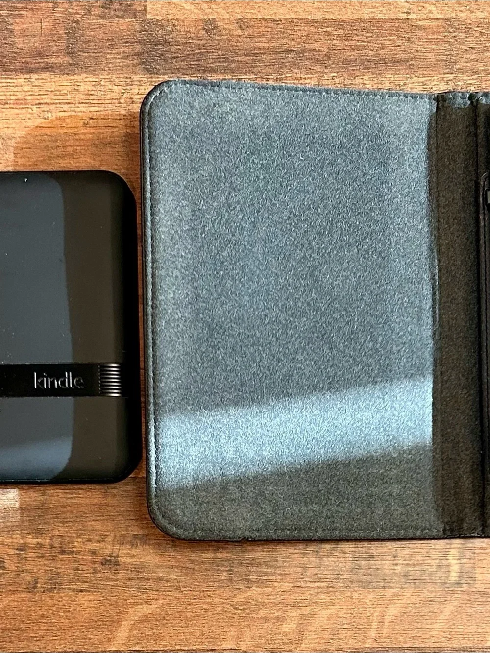 Amazon Kindle Black Tablet with Protective Case